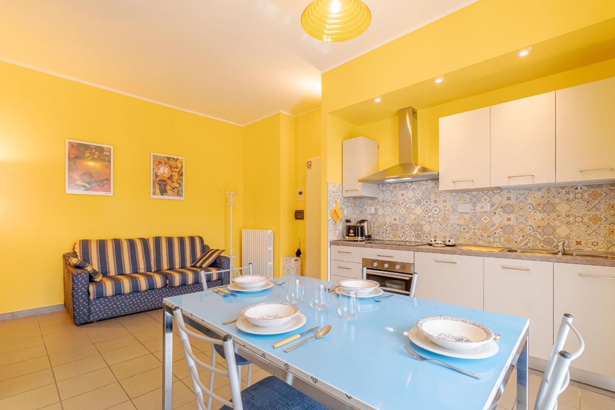 Asti Comentina Railway Functional Flat المظهر الخارجي الصورة